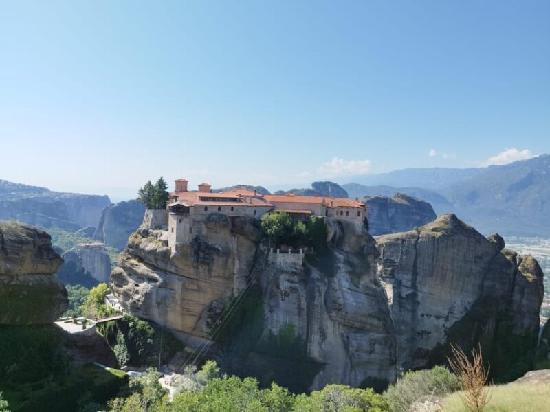 From Volos : Meteora Monasteries and Rocks Guided Tour - Discover the Mystique of Meteora: A Guided Tour from Volos