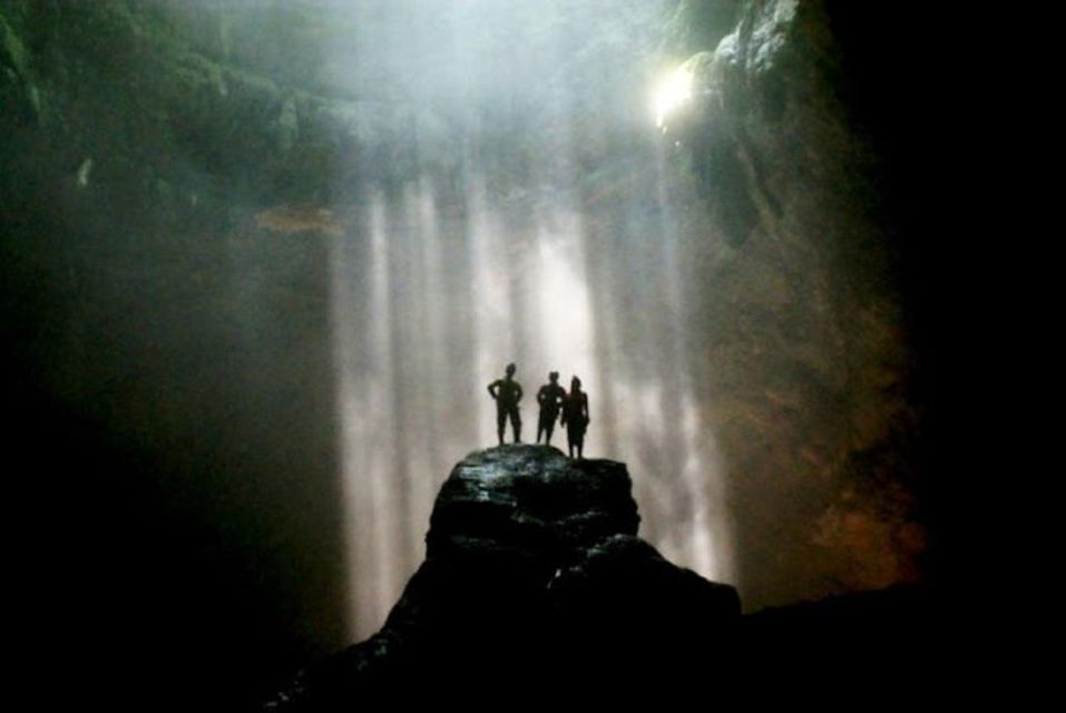 From Yogyakarta: 2Day Temple, Sunrise Volcano, and Cave Tour - Prambanan Temple Highlights