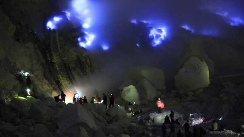 From Yogyakarta: 3-Day Bromo and Ijen Tour with Transfers - Key Points