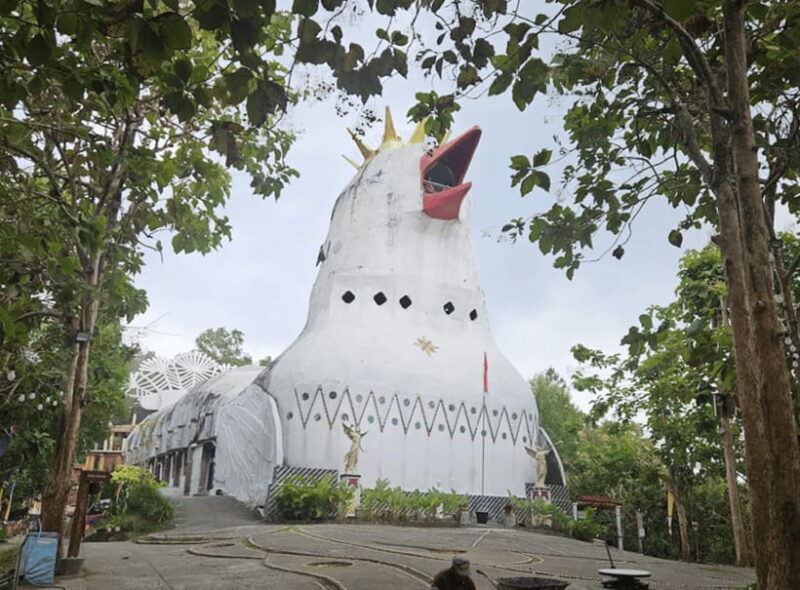 From Yogyakarta: Borobudur, Chicken Church & Mendut Temple - Key Points