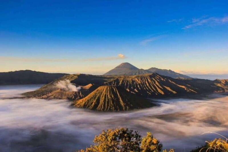 From Yogyakarta by Train Waterfall, Bromo, Ijen All Included - Key Points