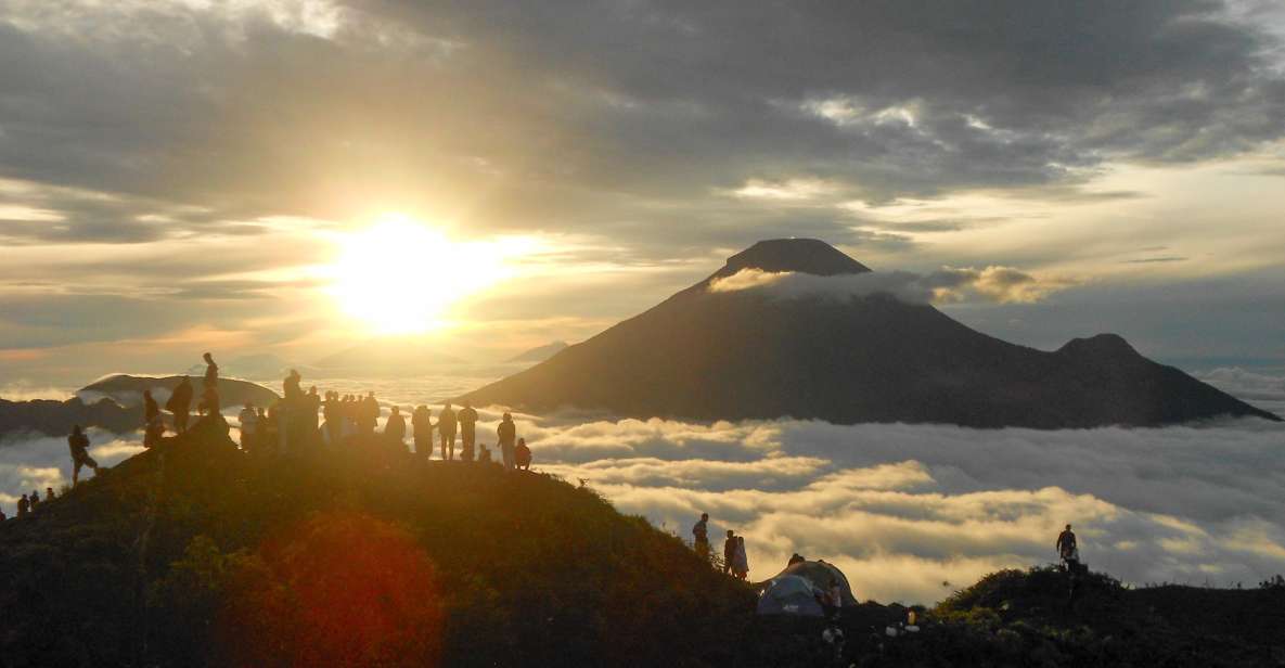 From Yogyakarta: Dieng Plateau Golden Sunrise Guided Trip - Witness the Golden Sunrise