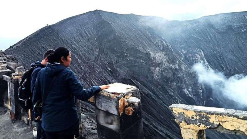 From Yogyakarta: Mount Bromo & Tumpak Sewu Waterfall 3D Tour - Who Should Consider This Tour?