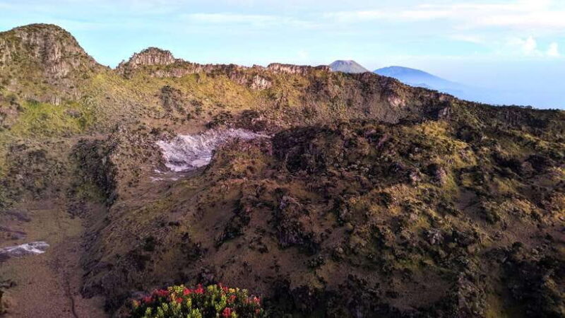 From Yogyakarta: Mount Sumbing Day Hike Via Nepal Van Java - The Experience: Authentic, Challenging, and Scenic