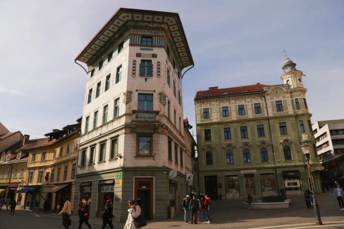 From Zagreb: Ljubljana and Lake Bled Small Group Guided Tour - Food and Leisure