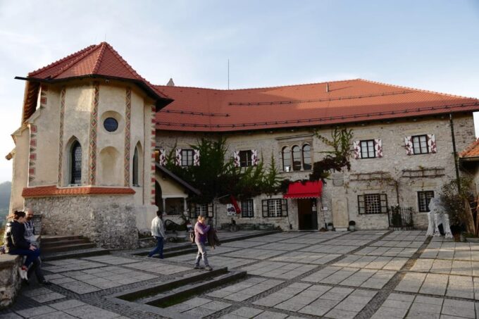 From Zagreb: Ljubljana and Lake Bled Small Group Guided Tour - Customer Feedback