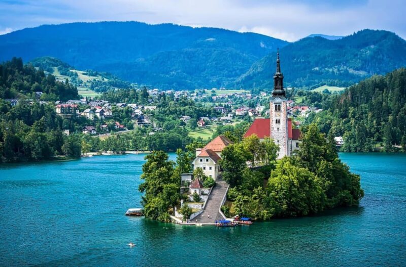 From Zagreb: Private Day Trip to Ljubljana and Lake Bled - Lake Bled: The Iconic Natural Beauty