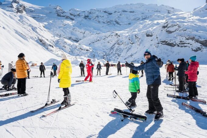From Zurich: Mount Titlis Daytrip & First Time Ski Adventure - Scenic Cable Car Journey
