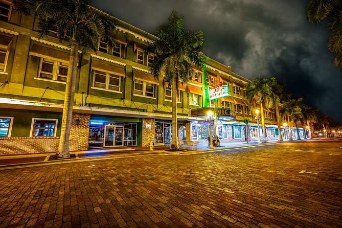 Ft. Myers Ghosts Tour Review: Spooky Adventure Awaits - Good To Know