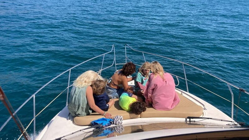 Fuengirola : 2 hours LUXURY Yacht Dolphin Trip DRINKS SNACKS - An Introduction to the Experience