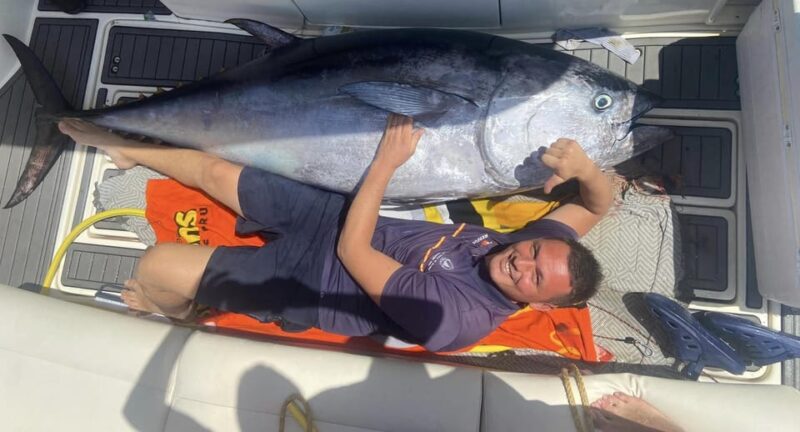Fuengirola: 4h Trolling Fishing Trip With Snacks and Drinks - Group Size and Suitable Participants