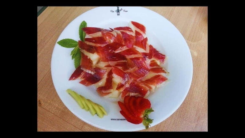 Fuengirola: Flamenco Show & Dinner at Tipi Tapa, near Mijas - The Sum Up: Who Will Love This Experience?