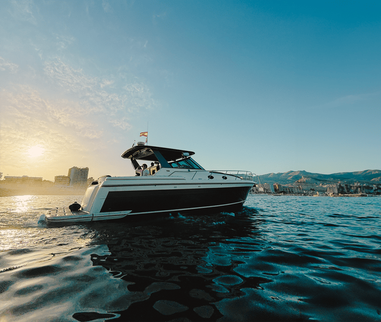 Fuengirola : Luxury Cruise Private Yacht VIP Sunset - Experience and Highlights