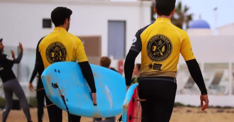 Fuerteventura: 3-Days Surf Lesson for Beginners in Corralejo - Instructors and Group Size