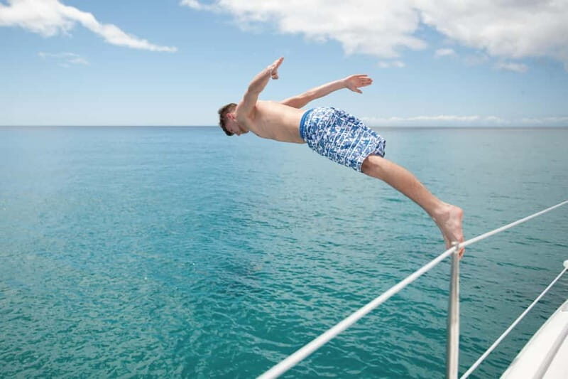 Fuerteventura: Catamarán navegación a vela y delfines. - Who Should Consider This Tour?