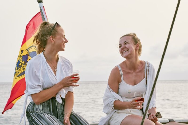 Fuerteventura: Sunset Boat Trip With DJ, Food & Drinks - Key Points