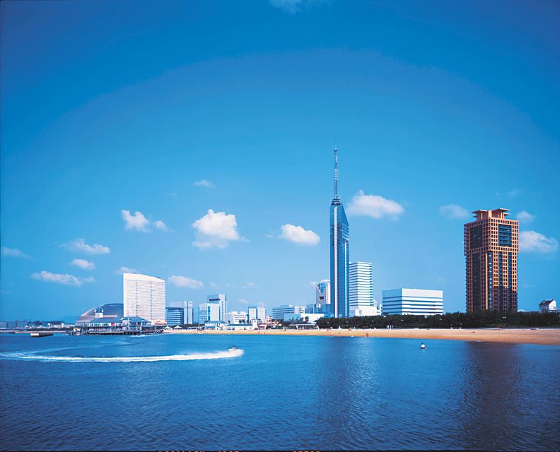 Fukuoka: Admission Ticket for the Fukuoka Tower Observation Deck - Unique Triangular Design