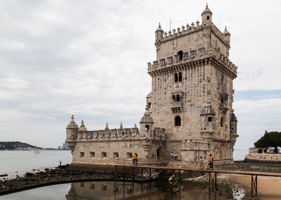 Full City of Lisbon on Board of a Tuk Tuk/Private Car - Breathtaking Cityscape Viewpoints
