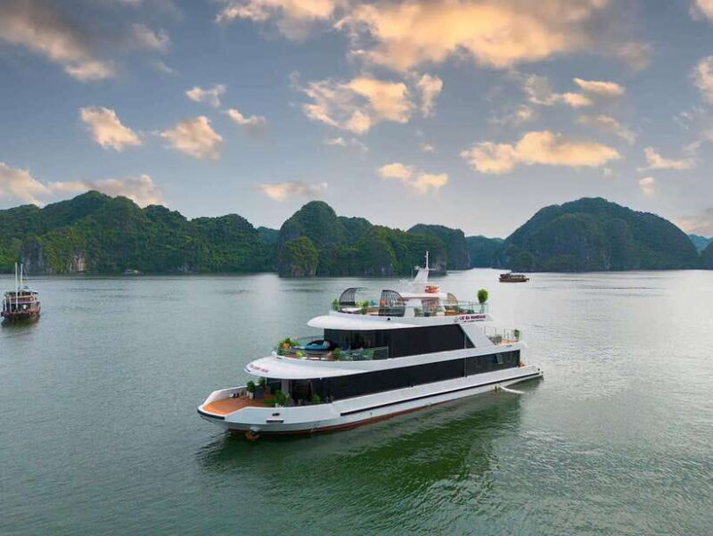 Full Day Boat Tour Explore Cat Ba Archipelago & Lan Ha Bay - Key Points