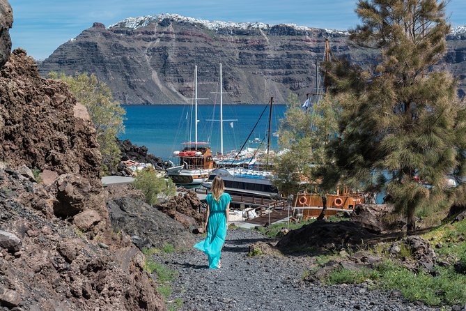Full Day Boat Tour to Caldera Islands & Sunset in Oia by Bus - Inclusions