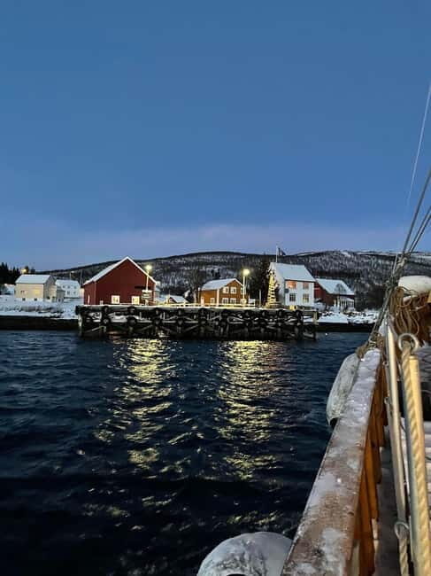 Full day boat trip by Hermes II to old trading post - A Full-Day Voyage to Norwegia’s Old Trading Post on Hermes II