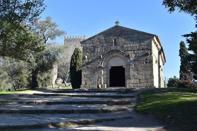 Full-Day Braga & Guimarães Guided Semi-Private Tour with Lunch from Porto - The Experience for Different Travelers