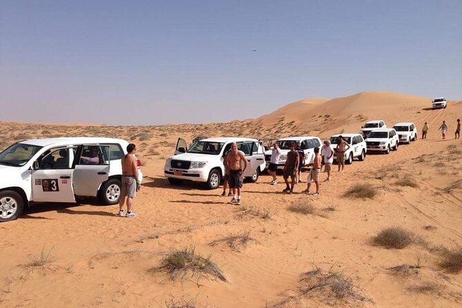 Full-Day Desert Safari Jeep Tour in Ash Sharqiyah Governorate - Booking and Cancellation Policies