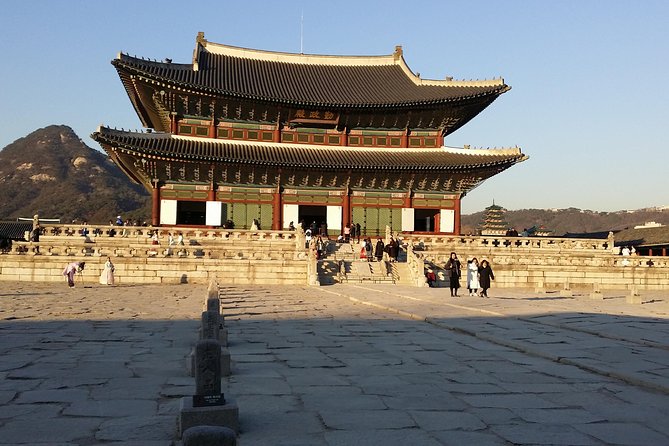 Full Day- Essential Seoul City Tour & Gourmet Tour(including Lunch and Dinner) - Insadong and Gwangjang Market