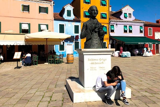 Full-Day Excursion to Murano, Burano and Torcello From Venice Train Station - What Travelers Can Expect