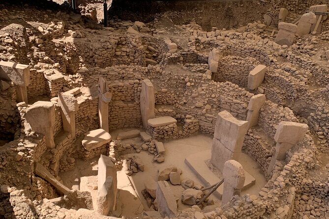 Full Day Gobeklitepe and Karahantepe tour from Istanbul by Flight - Key Points