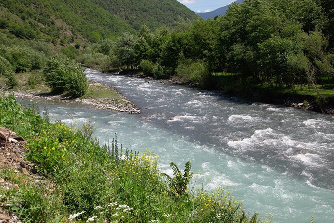 Full-Day Guided Tour to Kazbegi - Group - Whats Included