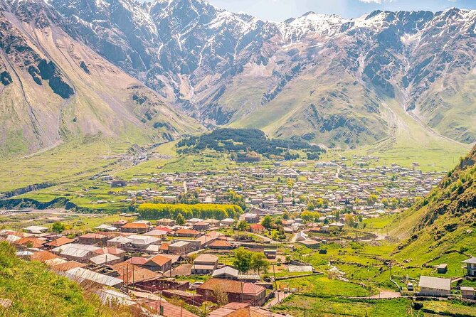 Full-Day Guided Tour to Kazbegi - Group - Reviews