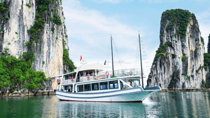 Full Day Ha Long Bay Deluxe Cruise/Bus/Lunch/Kayak - Itinerary and Daily Activities