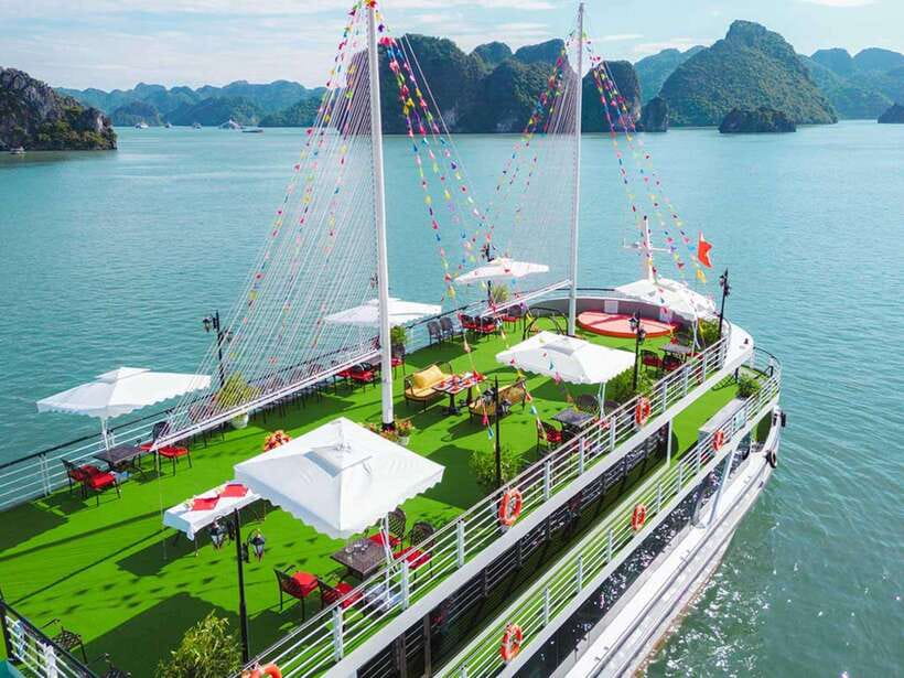 Full-Day Ha Long Cruise With Sea Activities & Local Lunch - Scenic Attractions to Explore