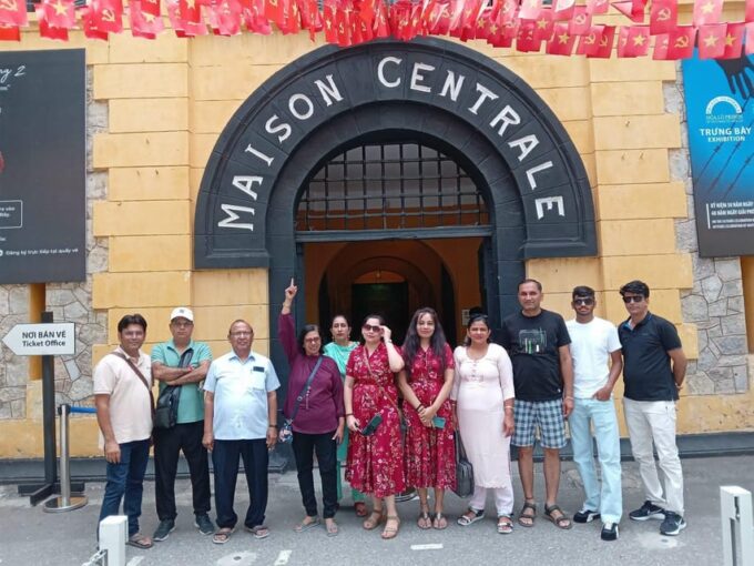 Full Day Hanoi City Tour With Transfer and Lunch, Tour Giude - Booking Information