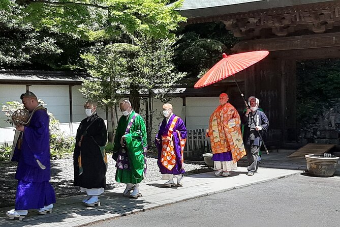 Full Day Hiking Tour at Mt.Takao Including Hot Spring - Views of Mt. Fuji