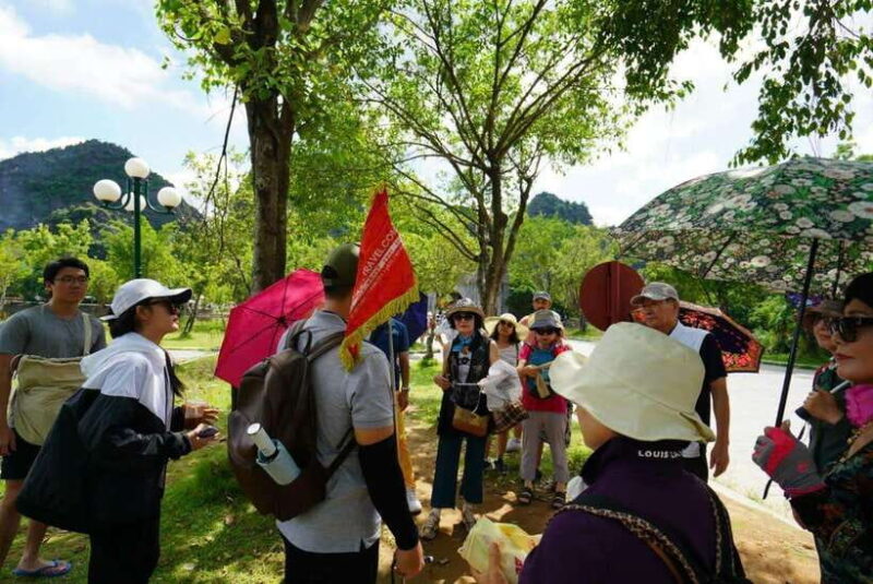 Full Day Hoa Lu - Tam Coc - Mua Cave/Buffet/Tour Guide/Bus - Explore the Ancient Capital of Hoa Lu