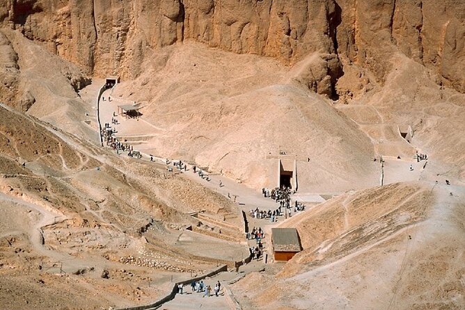 Full-Day Luxor Tour From Hurghada by Car - Private Tour - Pickup and Transportation