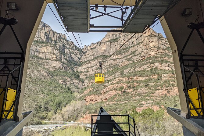 Full-Day Montserrat Private Tour by Train + Cable Car And/Or Rack Railway - Meeting and Pickup Details