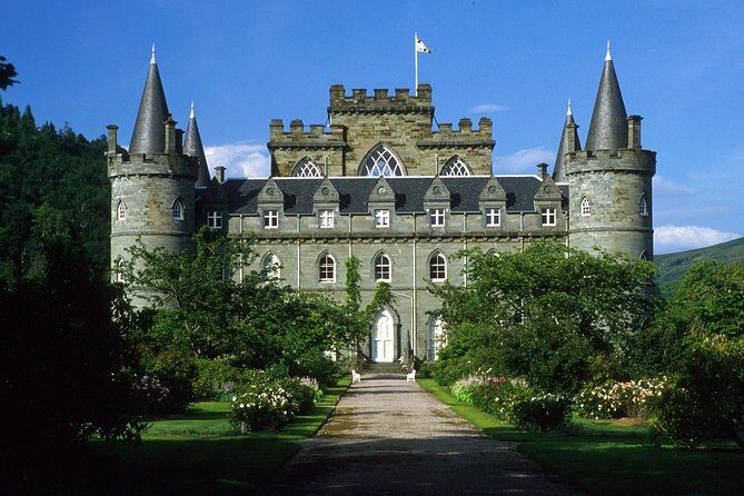 Full-Day Oban Castles and Glencoe Guided Tour from Glasgow - What the Tour Feels Like