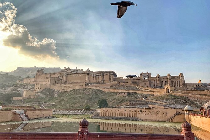 Full Day Old City Private Tour With Local Market Visit in Jaipur - Transportation and Bottled Water