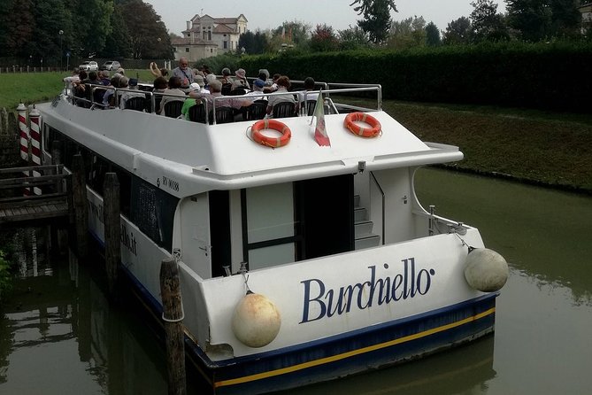 Full-Day Padua to Venice Burchiello Brenta Riviera Boat Cruise - Onboard Amenities
