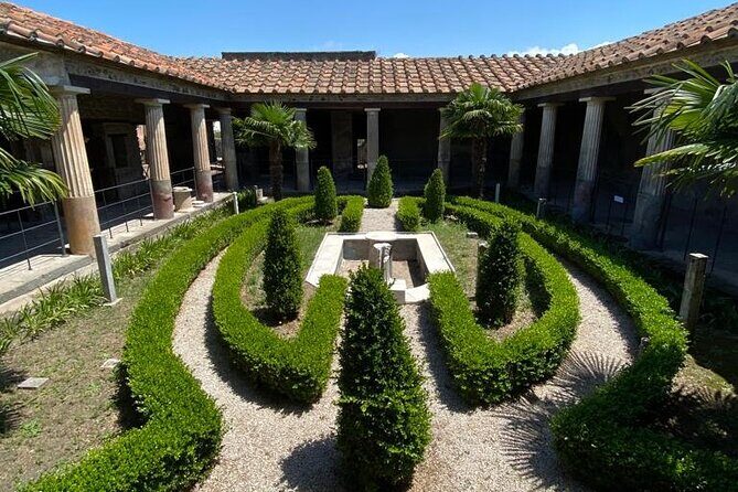 Full-Day Pompeii And Mt.Vesuvius Hike from Naples - FAQ