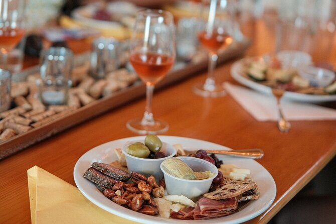 Full Day Pontiac Wine & Cider Tour - Day Trip From Ottawa & Gatineau - Who Should Consider This Tour?