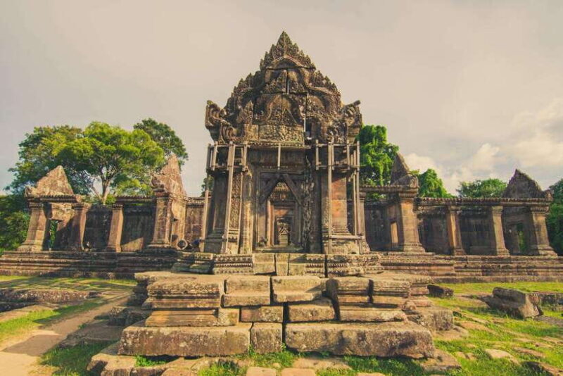 Full-Day Preah Vihear, Koh Ker and Beng Mealea Private Tour - Exploring Koh Ker: The Jungle of Temples
