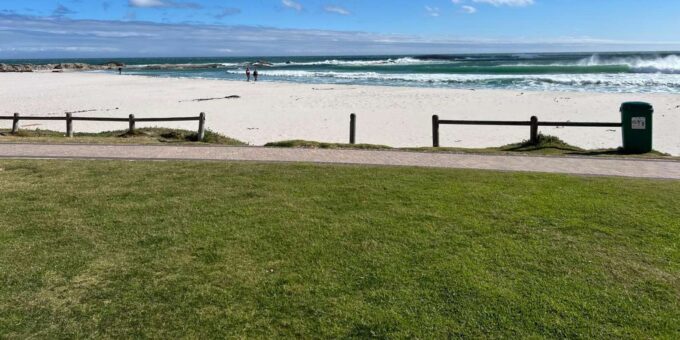 Full-Day Private Cape Town's Most Beautiful Beaches Tour - Explore Clifton Beach