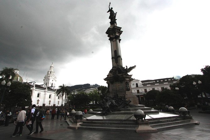 Full-Day Private Quito City Tour With Teleferico & Rucu Pichincha Volcano Hike - Tour Highlights