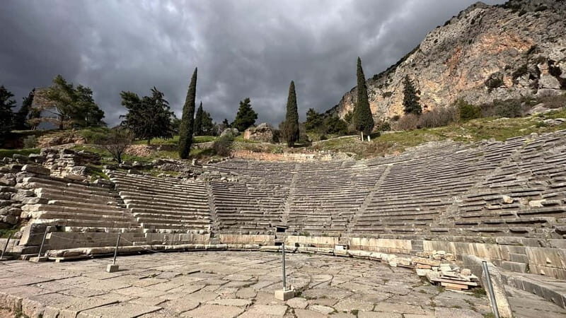 Full Day Private Tour Delphi Navel Of Earth Hosios Loukas 8h - An In-Depth Look at the Tour Experience