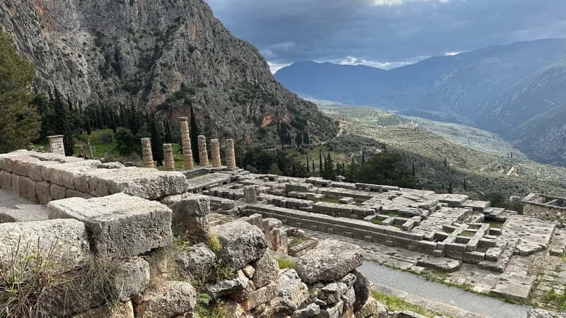 Full Day Private Tour Delphi Navel Of Earth Hosios Loukas 8h - Practical Details and Tips