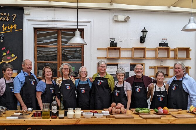 Full-Day Private Tour Explore the Food, Art and Culture in Quito - Savoring Lunch and Dinner Experiences